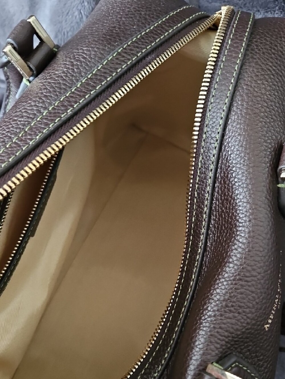 Aspinal of London Hudson Midi in Chocolate Milled Pebble Leather - Picture 7 of 10